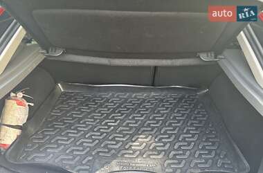 Хэтчбек Ford Focus 2010 в 