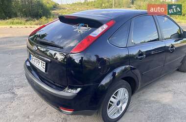 Хэтчбек Ford Focus 2006 в 