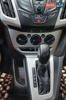Седан Ford Focus 2014 в 