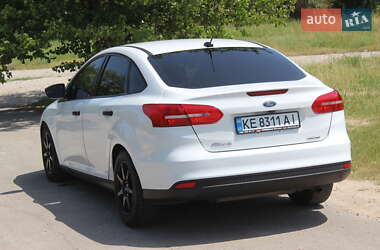 Седан Ford Focus 2016 в 