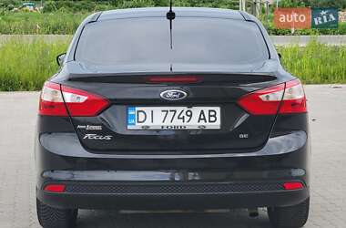 Седан Ford Focus 2012 в 