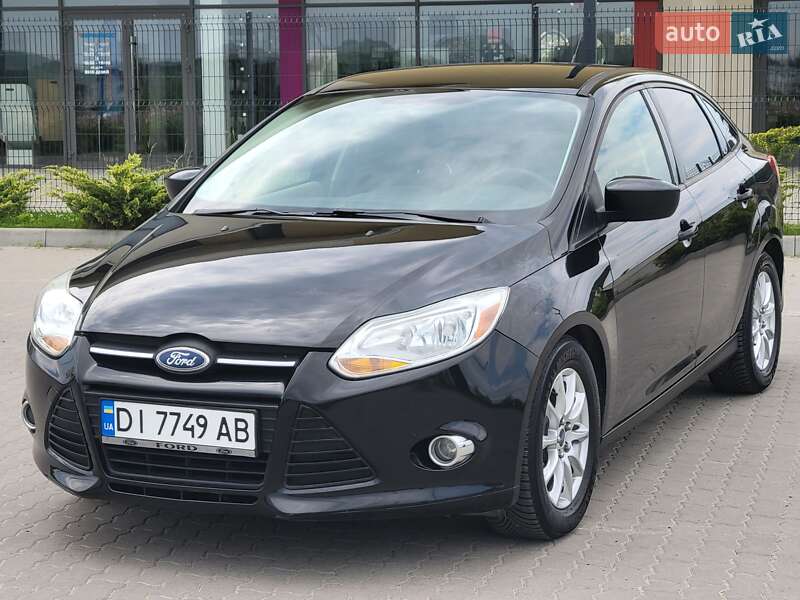 Седан Ford Focus 2012 в Дублянах