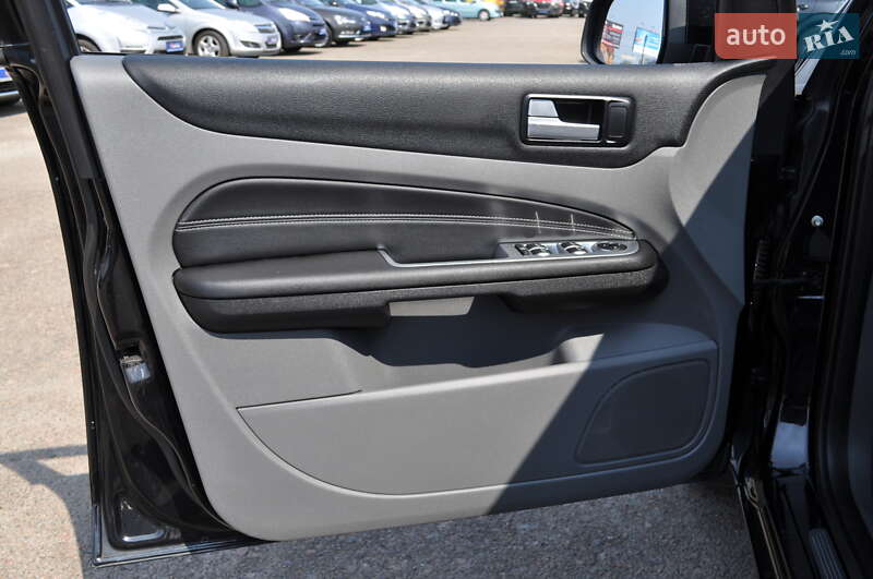 Универсал Ford Focus 2009 в Киеве