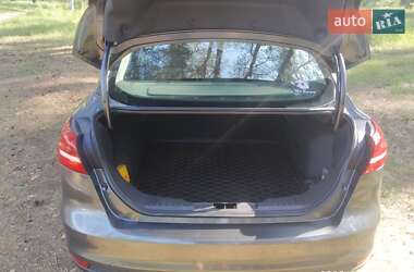 Седан Ford Focus 2017 в 