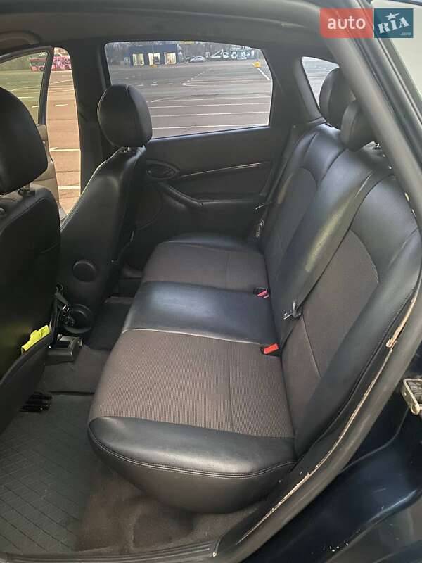 Хэтчбек Ford Focus 2002 в Одессе фото 17 Хэтчбек Ford Focus 2002 в Одессе