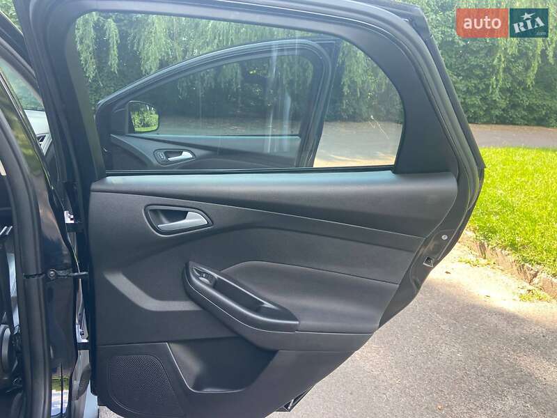 Седан Ford Focus 2015 в Житомире