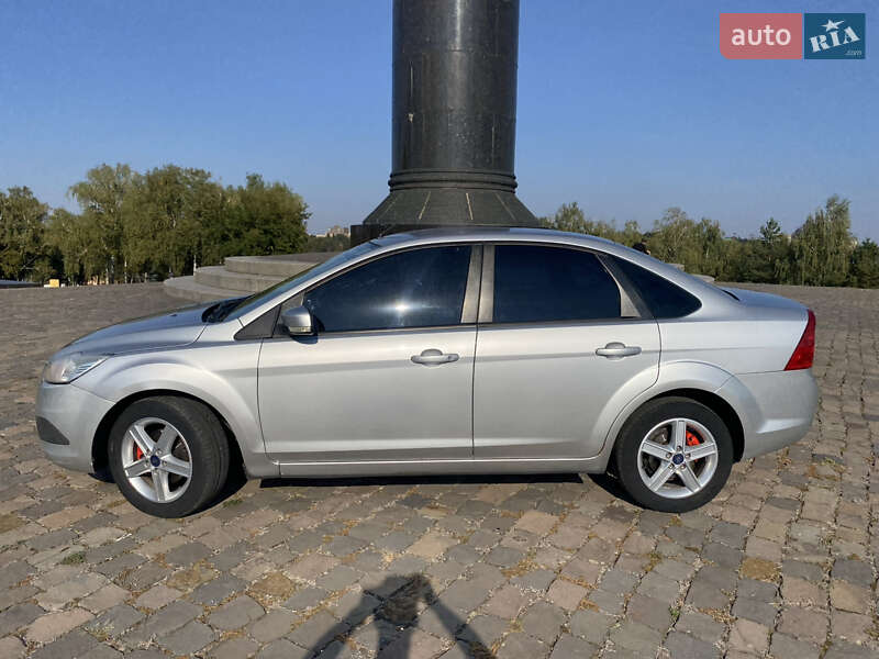 Седан Ford Focus 2008 в Коростене