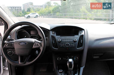 Седан Ford Focus 2016 в 