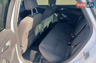 Седан Ford Focus 2014 в 