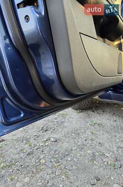 Седан Ford Focus 2006 в 
