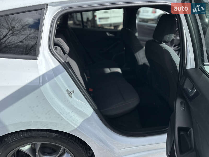 Универсал Ford Focus 2019 в Ровно