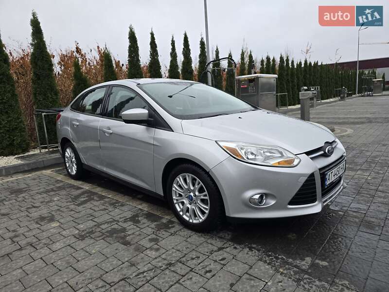 Седан Ford Focus 2012 в Ивано-Франковске
