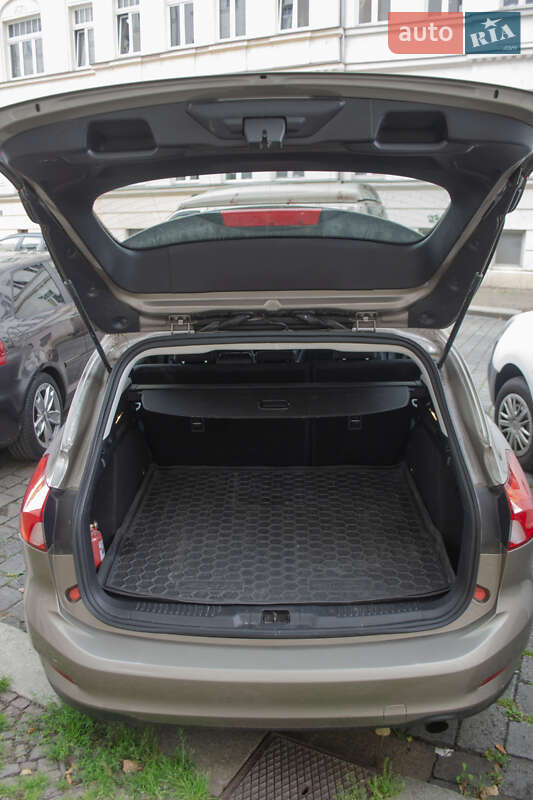 Универсал Ford Focus 2019 в Львове фото 16 Универсал Ford Focus 2019 в Львове