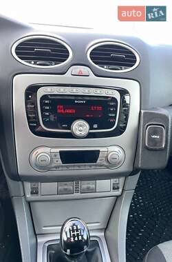 Универсал Ford Focus 2010 в 