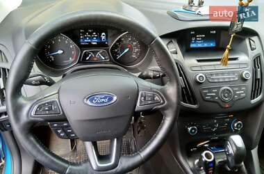 Седан Ford Focus 2016 в 