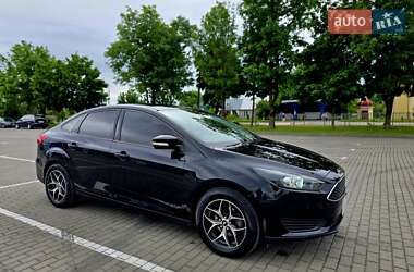 Седан Ford Focus 2017 в 
