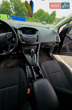 Седан Ford Focus 2017 в 