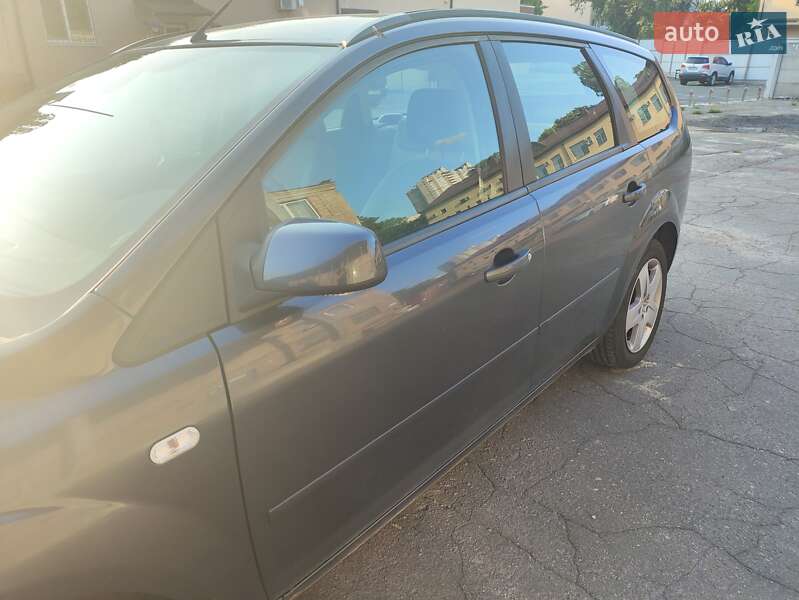 Универсал Ford Focus 2007 в Звягеле