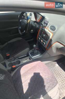 Хэтчбек Ford Focus 2007 в 
