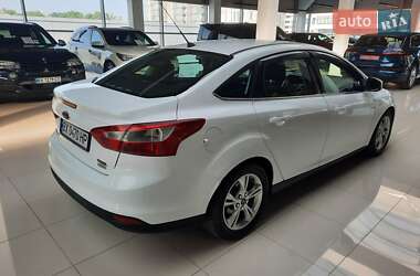 Седан Ford Focus 2013 в 