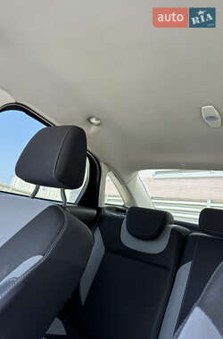 Седан Ford Focus 2014 в 