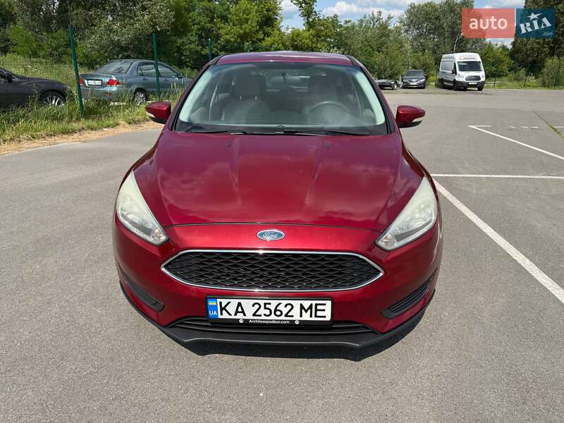 Хэтчбек Ford Focus 2015 в Киеве