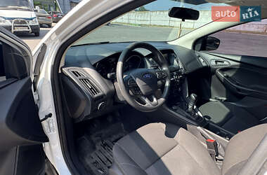 Седан Ford Focus 2017 в 