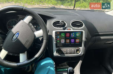 Седан Ford Focus 2006 в 