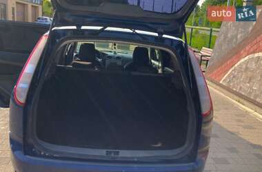 Универсал Ford Focus 2010 в 