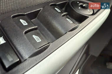 Седан Ford Focus 2012 в 