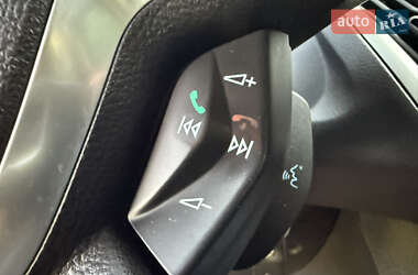 Седан Ford Focus 2012 в 