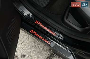 Хэтчбек Ford Focus 2014 в 