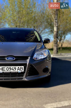 Седан Ford Focus 2013 в 