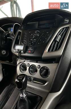 Универсал Ford Focus 2013 в 