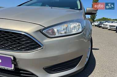 Седан Ford Focus 2016 в 