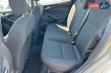 Седан Ford Focus 2016 в 