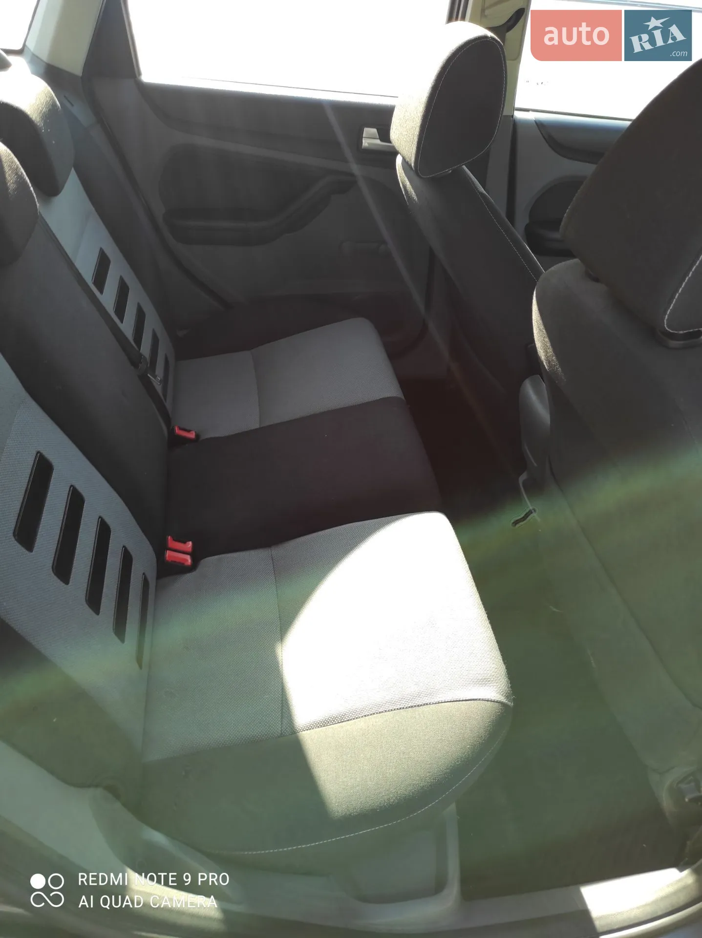 2010 Ford Focus - мініатюра 12