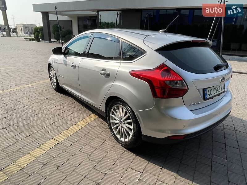 Хэтчбек Ford Focus 2013 в Мукачево фото 11 Хэтчбек Ford Focus 2013 в Мукачево