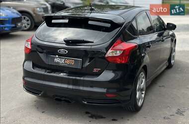 Хэтчбек Ford Focus 2014 в 