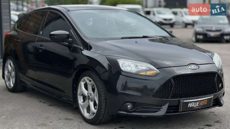 Хэтчбек Ford Focus 2014 в Шептицькому