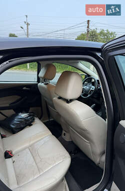 Хэтчбек Ford Focus 2014 в 