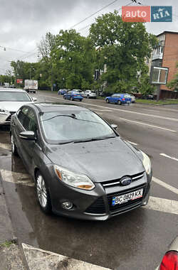 Седан Ford Focus 2012 в 