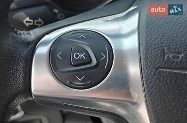 Хэтчбек Ford Focus 2013 в 