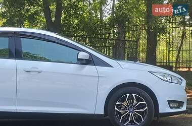Седан Ford Focus 2018 в 