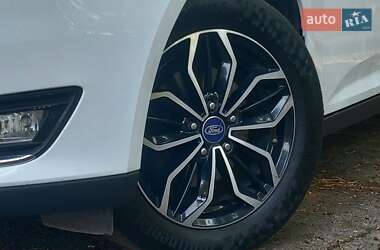 Седан Ford Focus 2018 в 