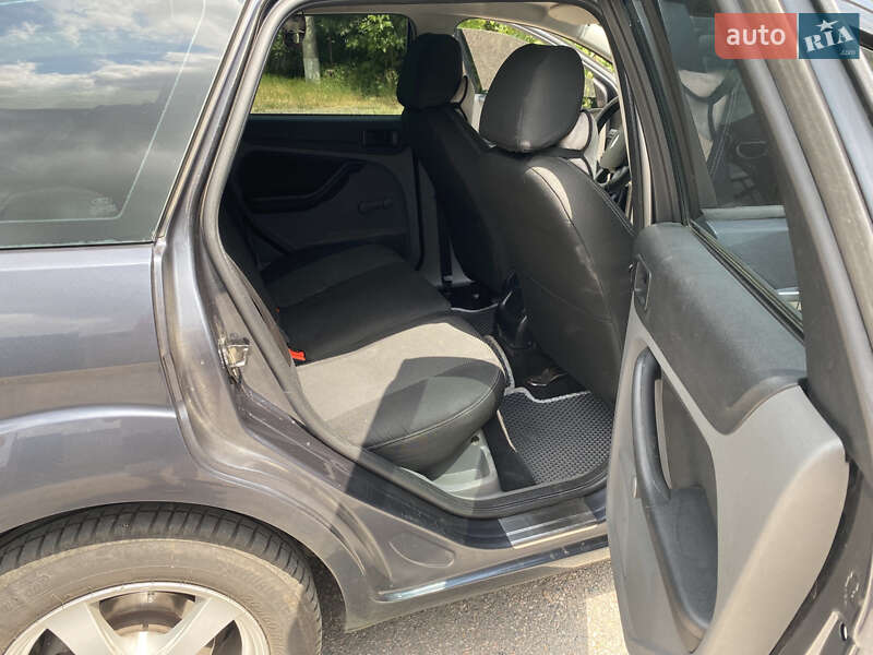 Универсал Ford Focus 2010 в Знаменке