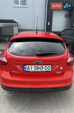 Хэтчбек Ford Focus 2013 в 