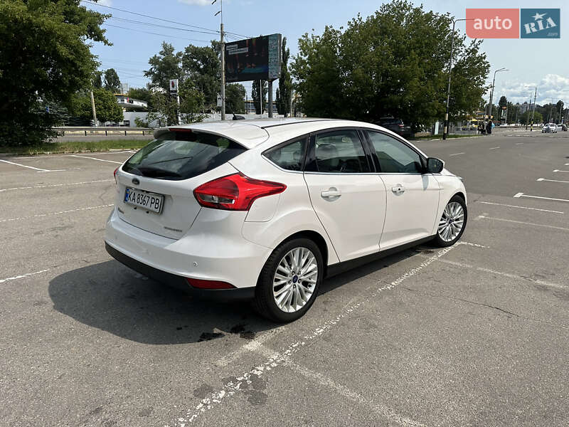 Хэтчбек Ford Focus 2015 в Киеве фото 4 Хэтчбек Ford Focus 2015 в Киеве
