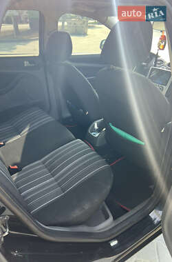 Универсал Ford Focus 2010 в 