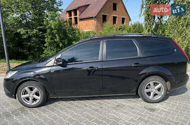 Универсал Ford Focus 2010 в 